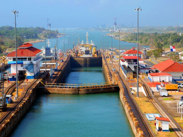 Travesía por el Canal de Panamá